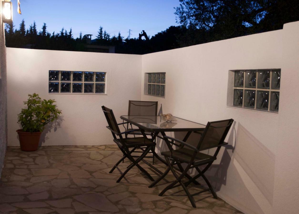 Гостевой дом Ca L'Eli Different Experience Hutt 12157 Mont-roig del Camp Экстерьер фото