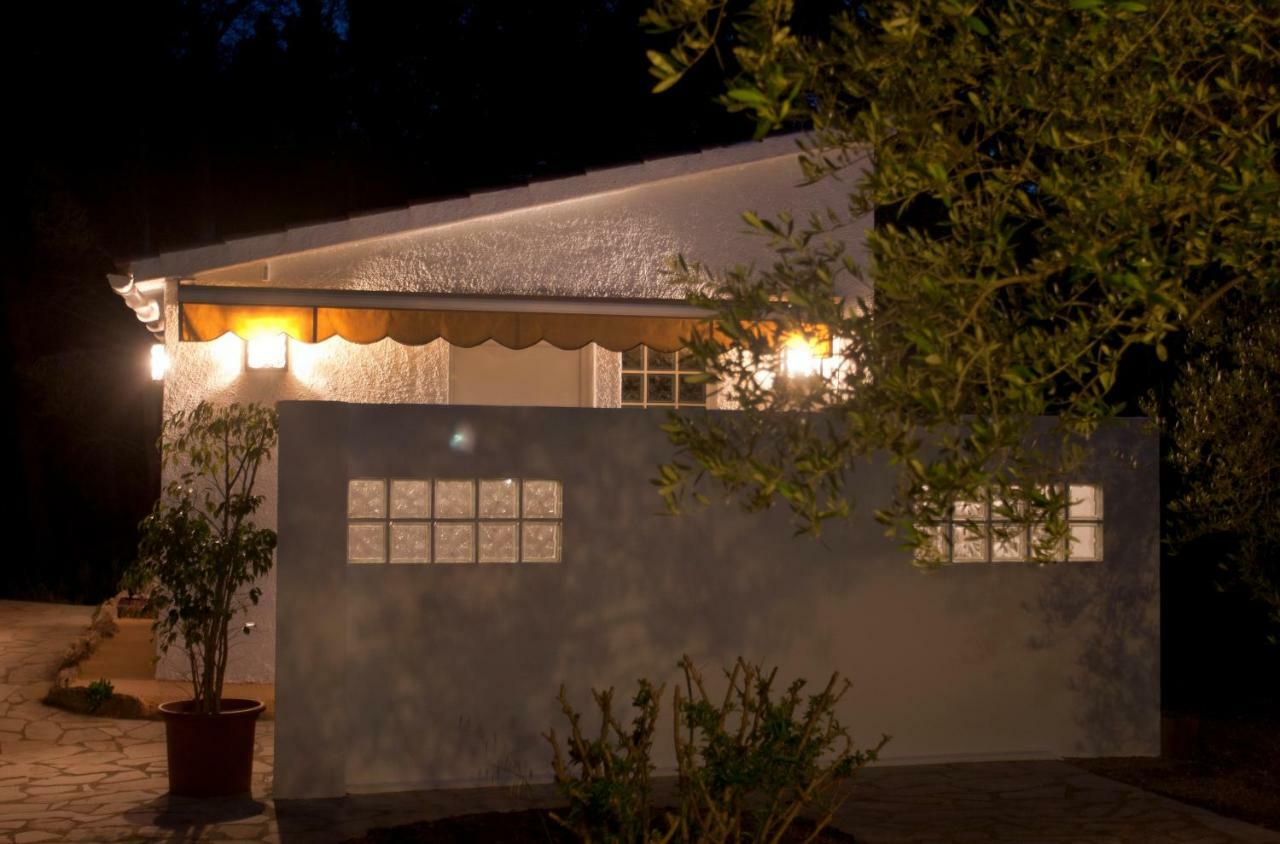 Гостевой дом Ca L'Eli Different Experience Hutt 12157 Mont-roig del Camp Экстерьер фото